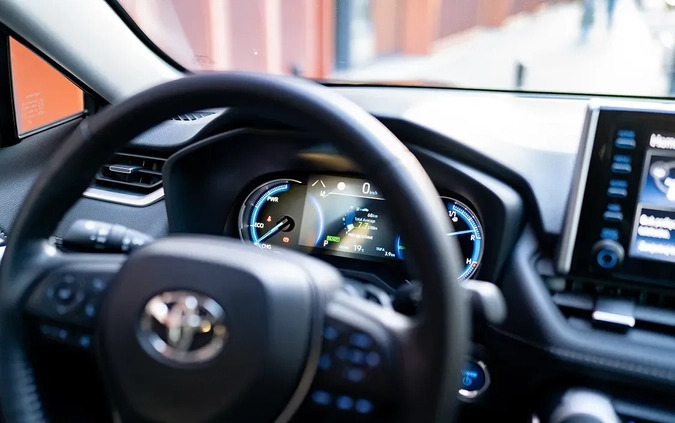Toyota RAV4 cena 185000 przebieg: 37362, rok produkcji 2021 z Stęszew małe 232